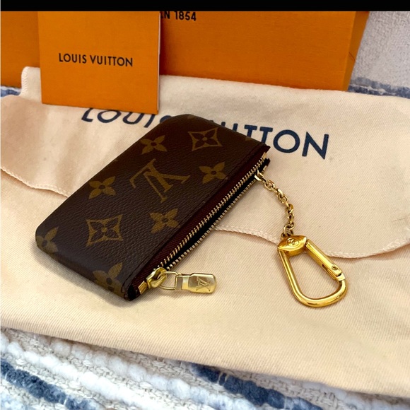 Wallet - Picture 3 of 4